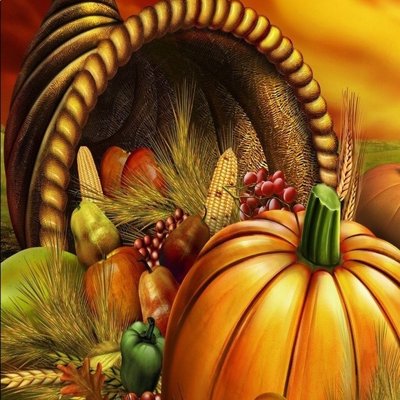 MEET YOUR POSHER, JULIA - Picture 1 of 15